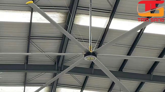 Cách chọn mua quạt trần công nghiệp.