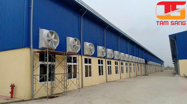 So sánh quạt trần công nghiệp và quạt thông gió